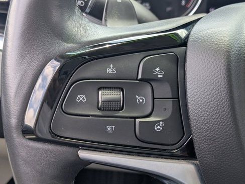 Used 2023 Buick Enclave Essence FWD image 24