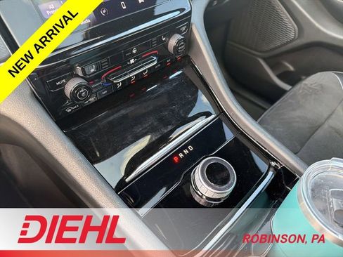 Certified 2023 Jeep Grand Cherokee Altitude image 16