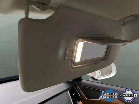 Used 2025 Volvo XC90 B6 Plus image 63