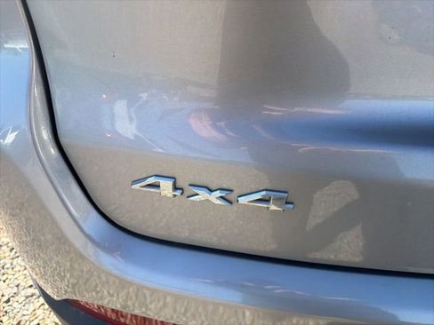 Used 2018 Jeep Compass Latitude w/ Popular Equipment Group image 7