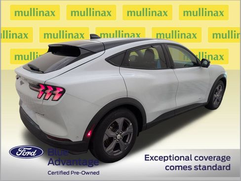 Used 2023 Ford Mustang Mach-E Select RWD image 3
