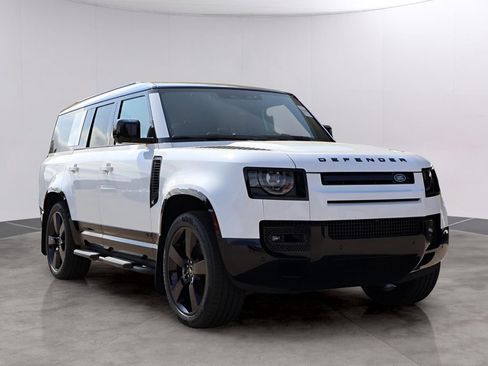 New 2025 Land Rover Defender 130 V8 AWD/4WD image 3