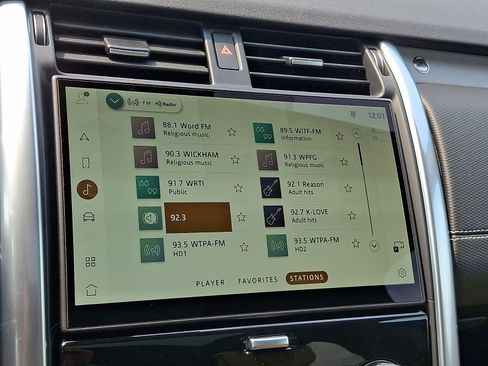 New 2026 Land Rover Discovery Dynamic SE AWD/4WD image 15