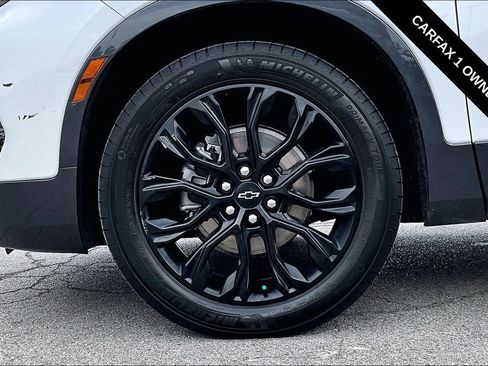 Used 2024 Chevrolet Blazer Premier w/ Enhanced Convenience Package AWD/4WD image 32