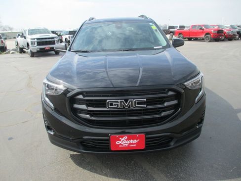 Used 2020 GMC Terrain SLT w/ Preferred Package image 12