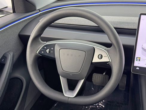 Used 2024 Tesla Model 3 Long Range image 18