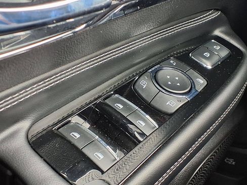 Used 2023 Lincoln Corsair FWD image 18