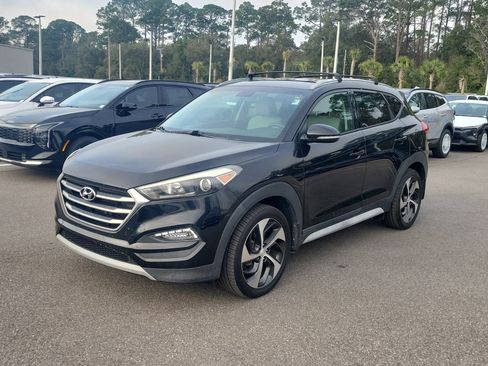 Used 2018 Hyundai Tucson Sport image 3