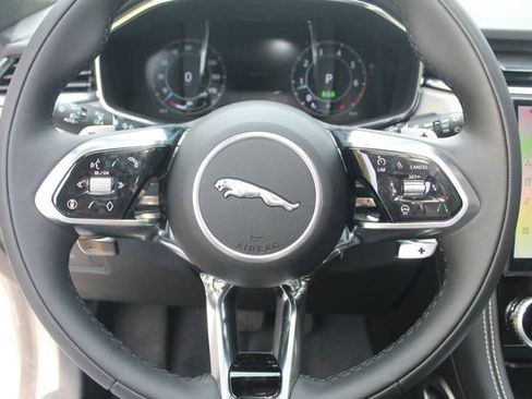 New 2026 Jaguar F-PACE R-Dynamic S image 17