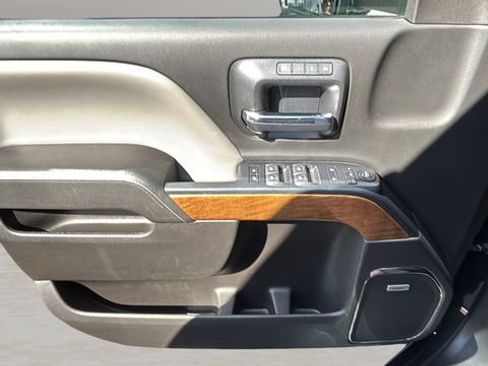 Used 2018 Chevrolet Silverado 1500 LTZ w/ LTZ Plus Package image 16