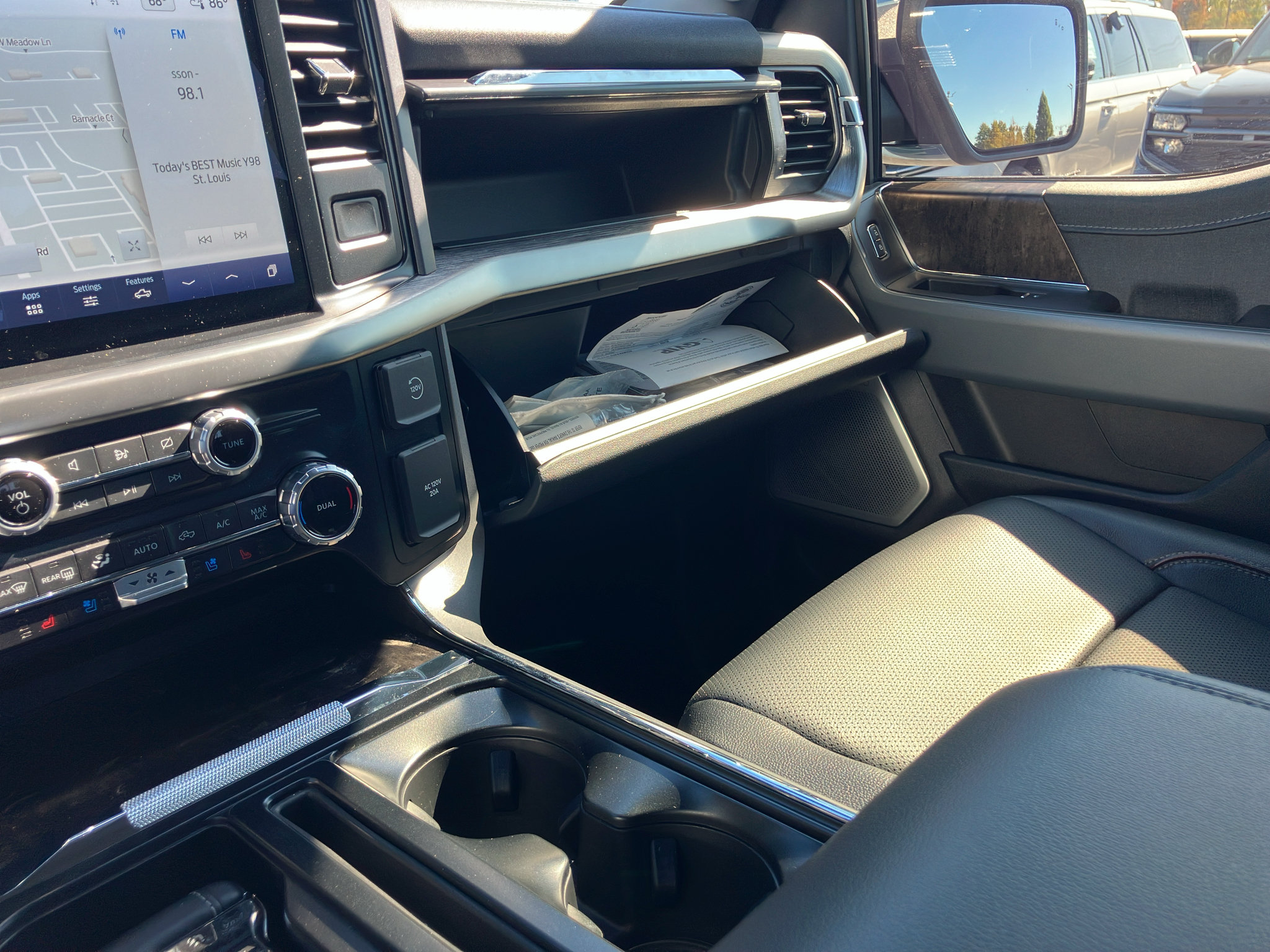 Used 2023 Ford F150 Lariat w/ Equipment Group 502A High AWD/4WD image 27