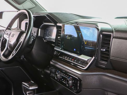 Used 2023 Chevrolet Silverado 1500 LT Trail Boss w/ Protection Package AWD/4WD image 27