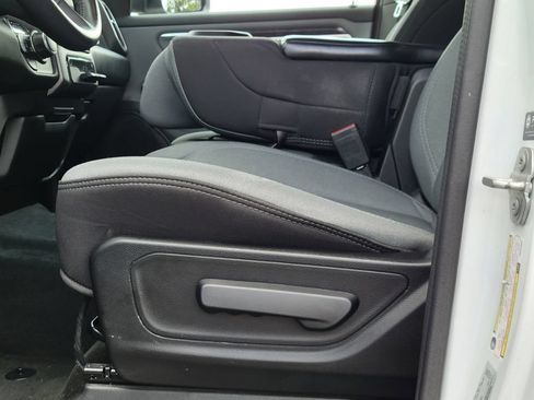 Used 2022 RAM 1500 Big Horn AWD/4WD image 21