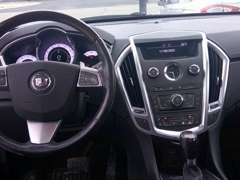 Used 2012 Cadillac SRX Luxury image 10