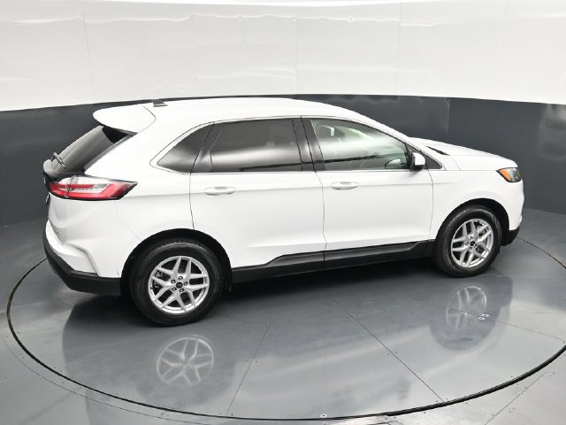 Used 2024 Ford Edge SEL AWD/4WD image 44