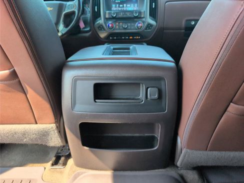 Used 2018 Chevrolet Silverado 1500 High Country AWD/4WD image 35
