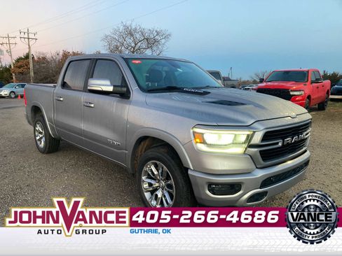 Used 2019 RAM 1500 Laramie w/ Sport Appearance Package image 9