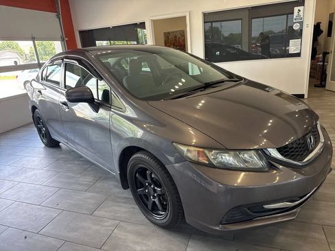 Used 2015 Honda Civic LX image 4