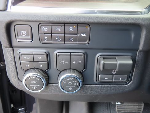 New 2026 Chevrolet Tahoe Z71 w/ Z71 Off-Road Package image 15