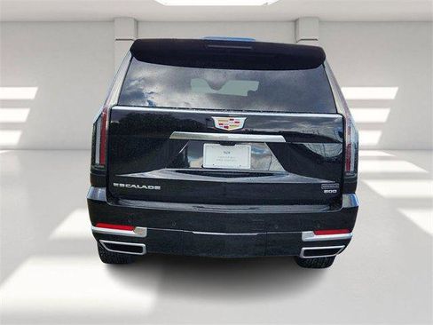 Certified 2025 Cadillac Escalade Premium Luxury Platinum image 4