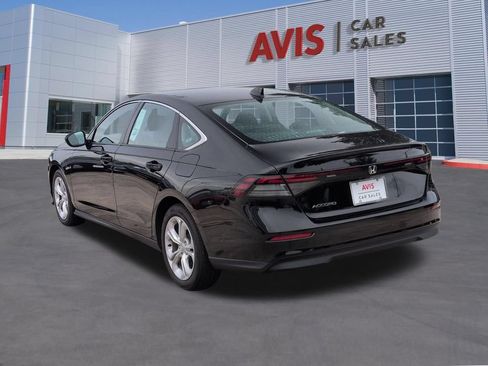 Used 2025 Honda Accord LX image 9