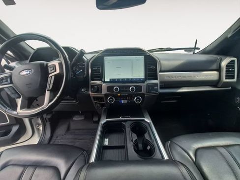 Used 2022 Ford F350 Platinum AWD/4WD image 10