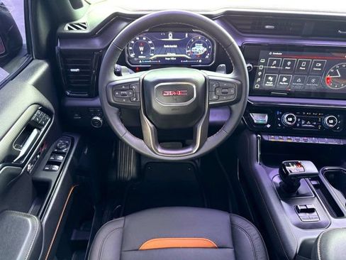 Used 2024 GMC Sierra 1500 AT4 w/ Technology Package AWD/4WD image 27
