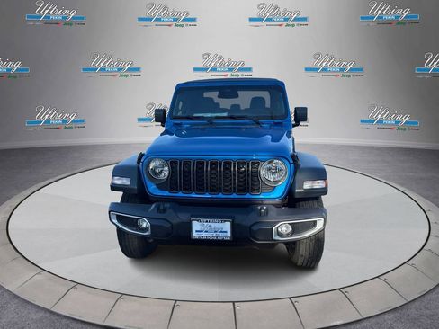 New 2026 Jeep Gladiator Sport image 7