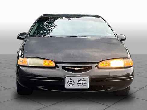 Used 1997 Ford Thunderbird LX image 3