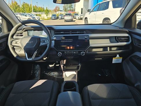 New 2027 Chevrolet Bolt LT w/ Comfort Package FWD image 21
