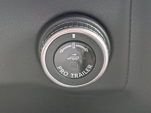 New 2026 Lincoln Navigator Reserve AWD/4WD image 23