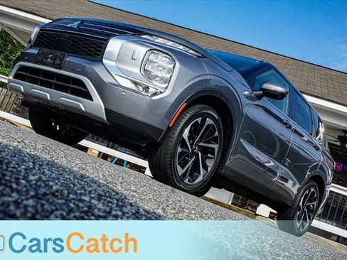 Used 2023 Mitsubishi Outlander SE AWD/4WD image 4