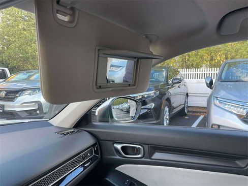 Certified 2023 Honda Civic LX image 29