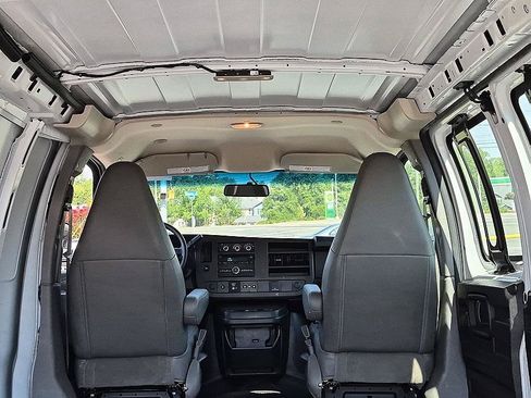 Used 2019 Chevrolet Express 2500 w/ Enhanced Convenience Package RWD image 28