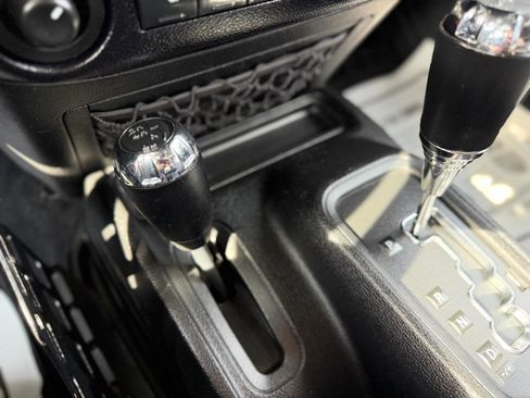 Used 2014 Jeep Wrangler Unlimited Rubicon w/ Connectivity Group image 55