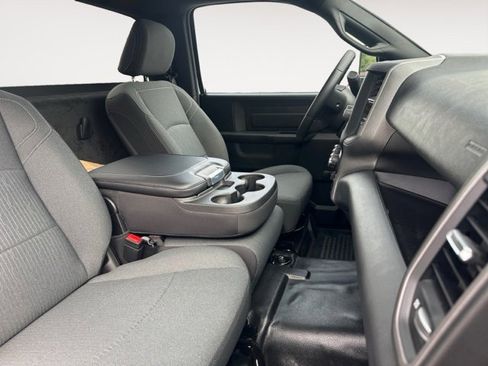 New 2024 RAM 3500 Tradesman image 17