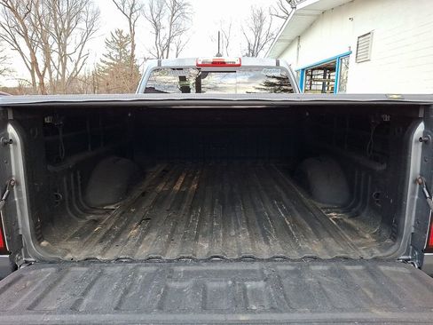 Used 2019 Chevrolet Colorado LT w/ LT Convenience Package image 28