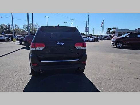 Used 2018 Jeep Grand Cherokee Limited image 30