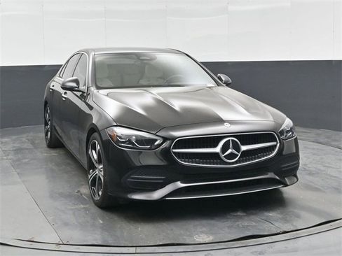 Used 2022 Mercedes-Benz C 300 Sedan image 10