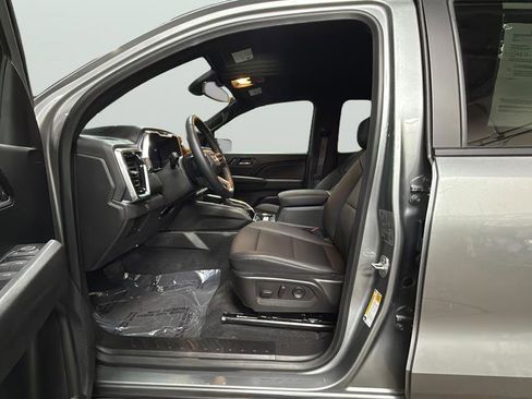 Used 2024 GMC Canyon Elevation w/ Elevation Premium Package image 27