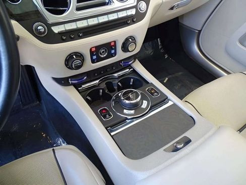 Used 2014 Rolls-Royce Wraith RWD image 5
