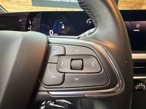 Used 2024 Buick Encore GX Sport Touring w/ Advanced Technology Package AWD/4WD image 31