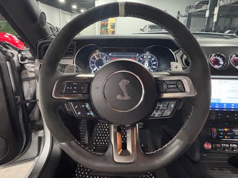 Used 2022 Ford Mustang Shelby GT500 w/ Technology Package image 34