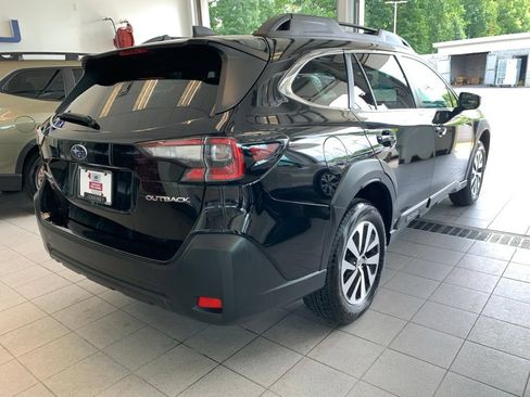 Certified 2023 Subaru Outback Premium AWD/4WD image 17