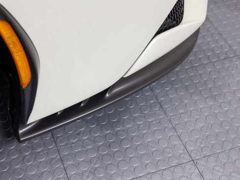 Used 2025 Ferrari SF90 Spider AWD/4WD image 34