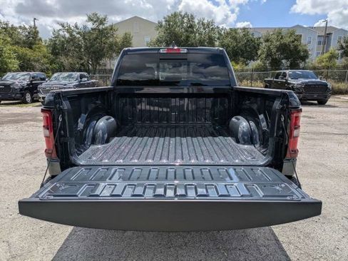 New 2026 RAM 1500 Express AWD/4WD image 12