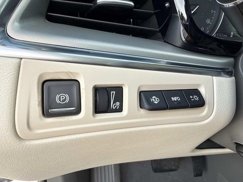 New 2026 Cadillac XT5 Premium Luxury w/ Driver Assist Package FWD image 31