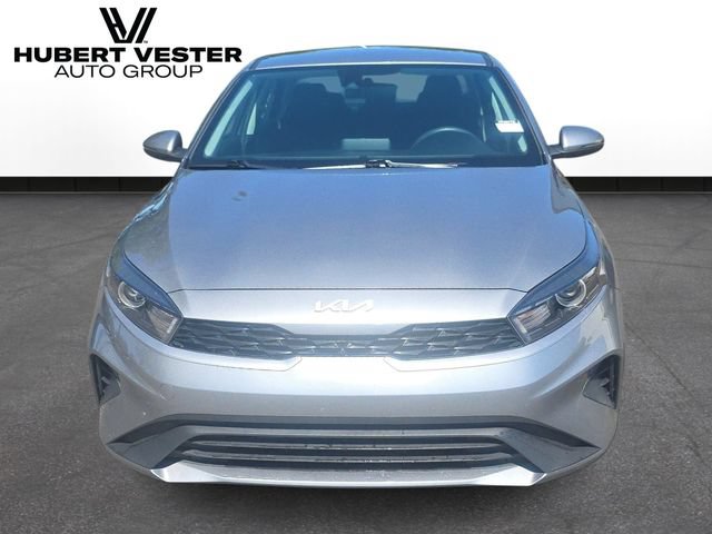 Used 2024 Kia Forte LXS w/ LXS Technology Package FWD image 3