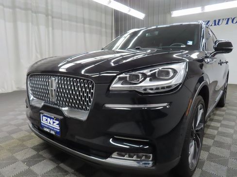 Used 2023 Lincoln Aviator Reserve w/ Equipment Group 201A image 6