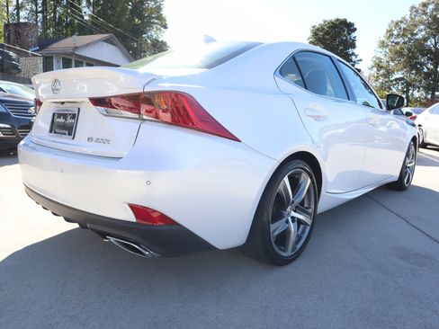 Used 2017 Lexus IS 200t image 7